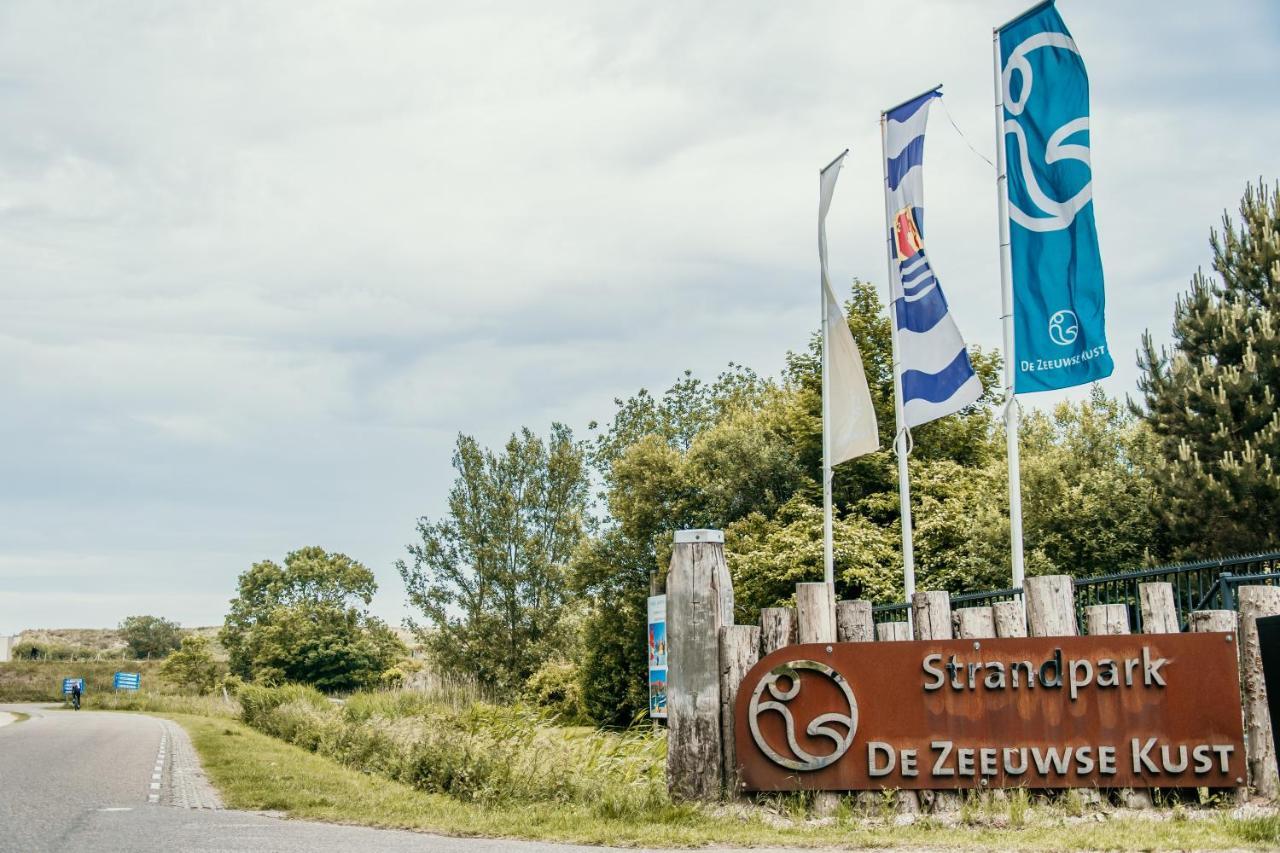 Hotel De Zeeuwse Kust Renesse Exterior photo